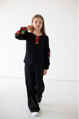 Вишиванка для дівчат